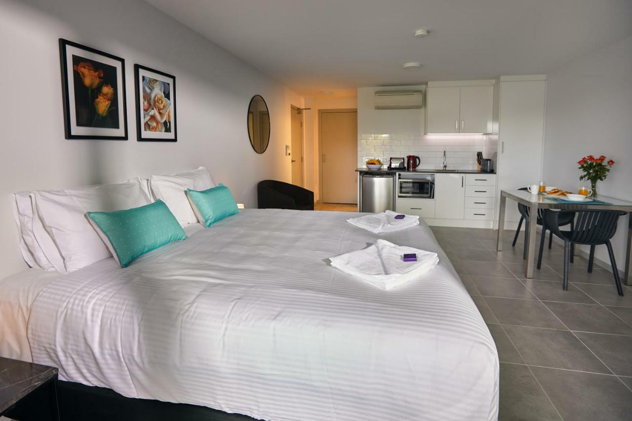 อีสต์ เมทแลนด์ เอ็กเซกคิวทีฟ อพาร์ตเมนต์ Aparthotel เมตแลนด์ ภายนอก รูปภาพ